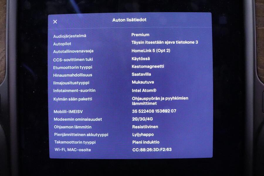 Tesla Model X vaihtoauto