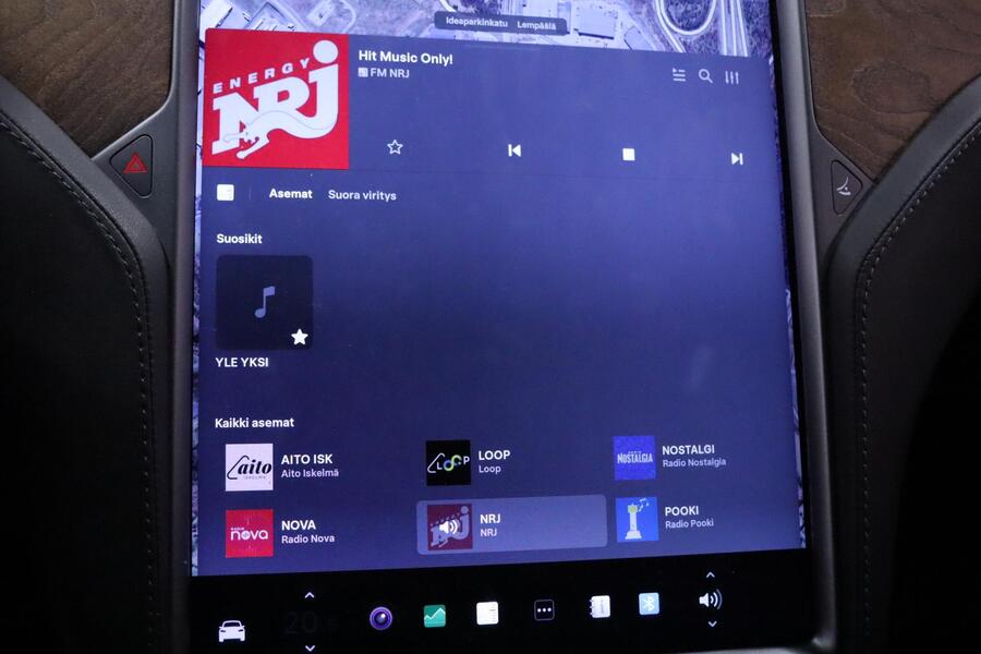 Tesla Model X vaihtoauto