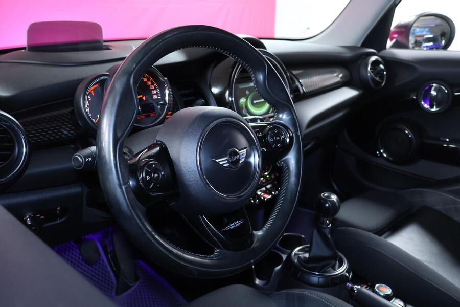 Mini Cooper vaihtoauto