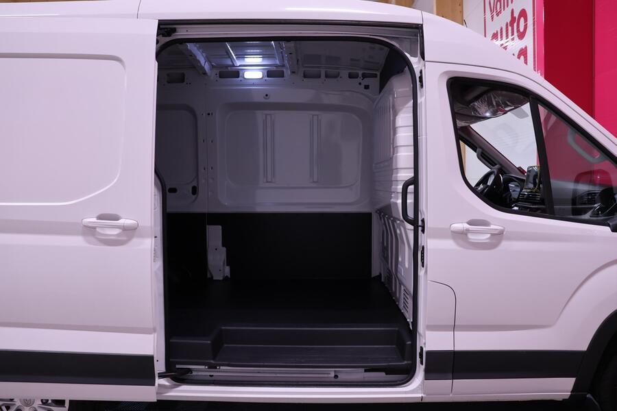 Maxus e-Deliver 9 vaihtoauto