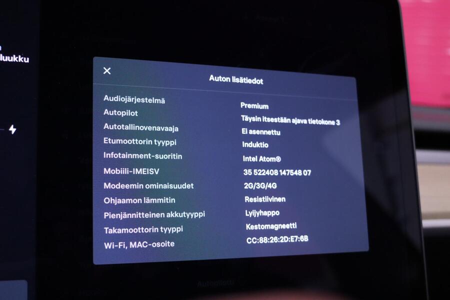 Tesla Model 3 vaihtoauto