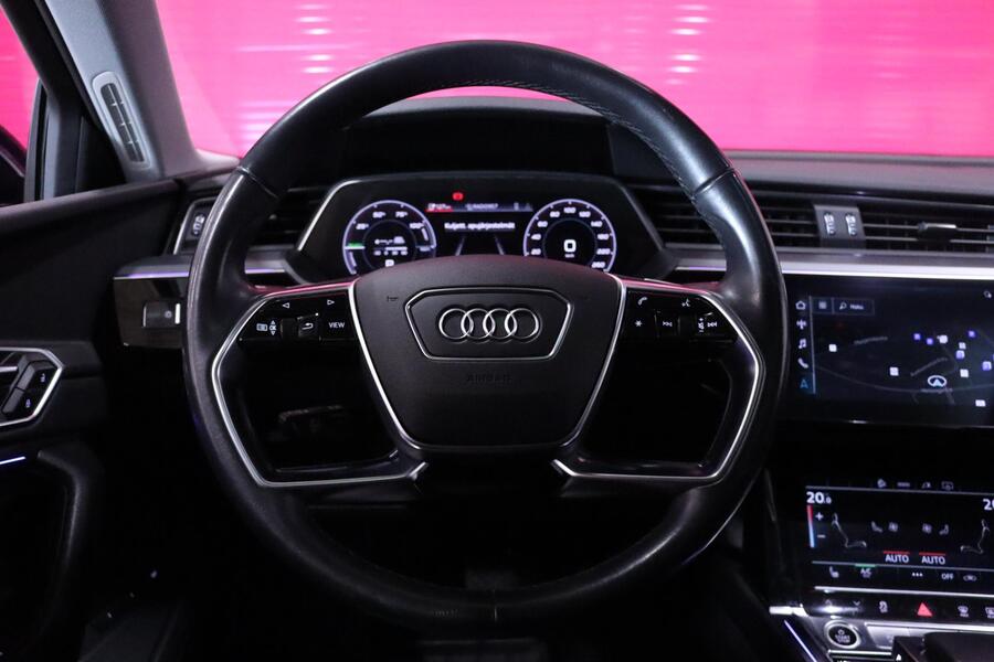 Audi e-tron vaihtoauto