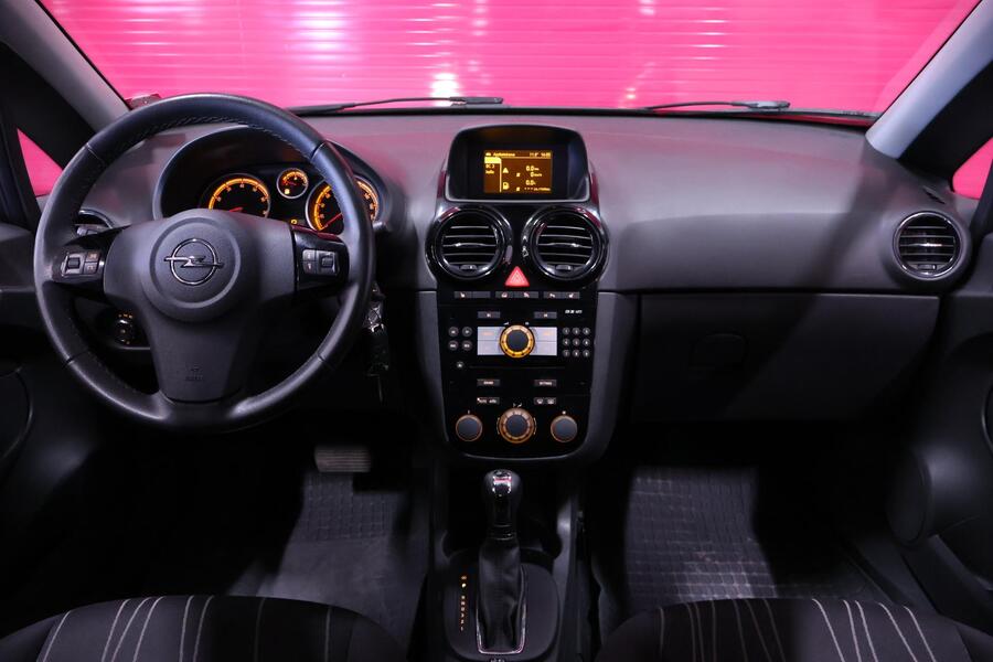 Opel Corsa vaihtoauto