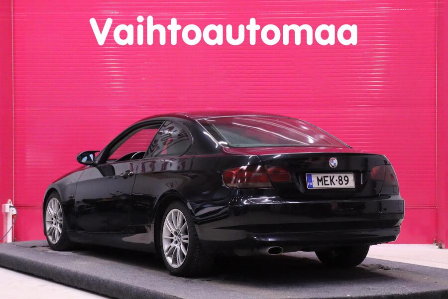 BMW 320 vaihtoauto