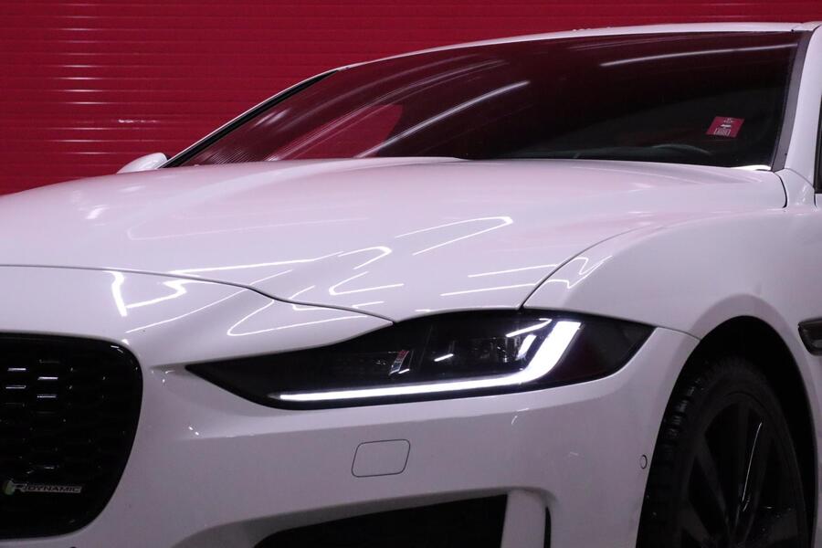 Jaguar XE vaihtoauto