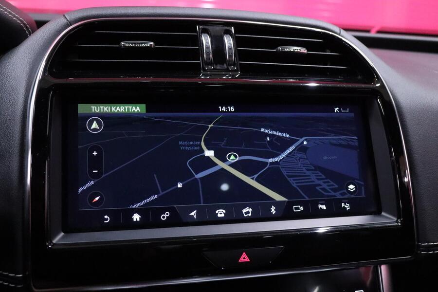 Jaguar XE vaihtoauto