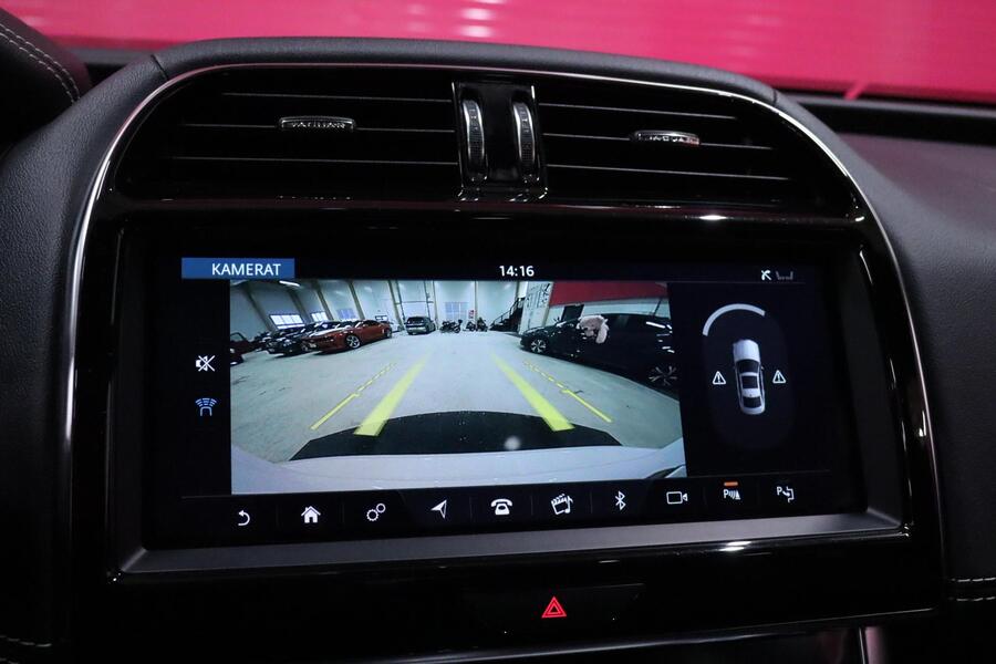 Jaguar XE vaihtoauto