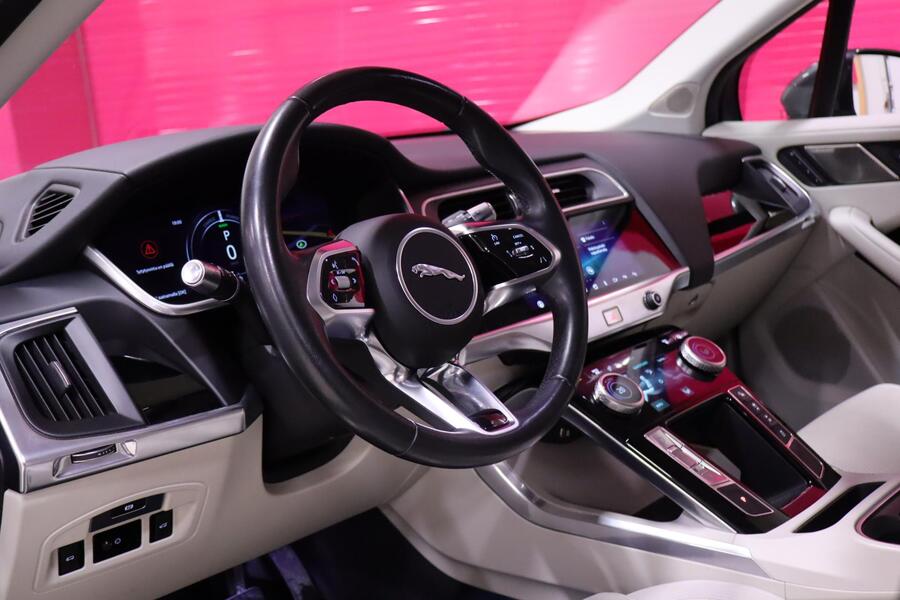 Jaguar I-PACE vaihtoauto