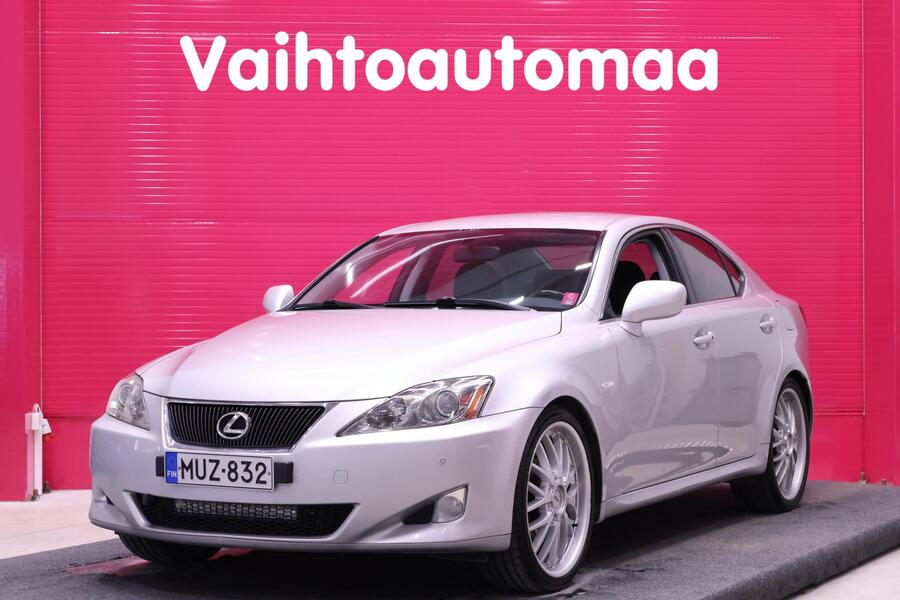 Lexus IS vaihtoauto