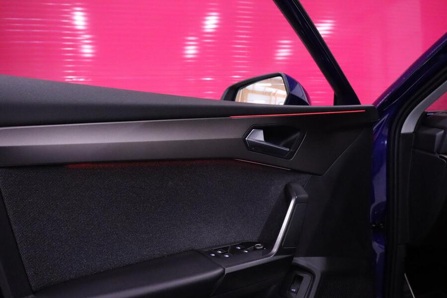 SEAT Leon Sportstourer vaihtoauto