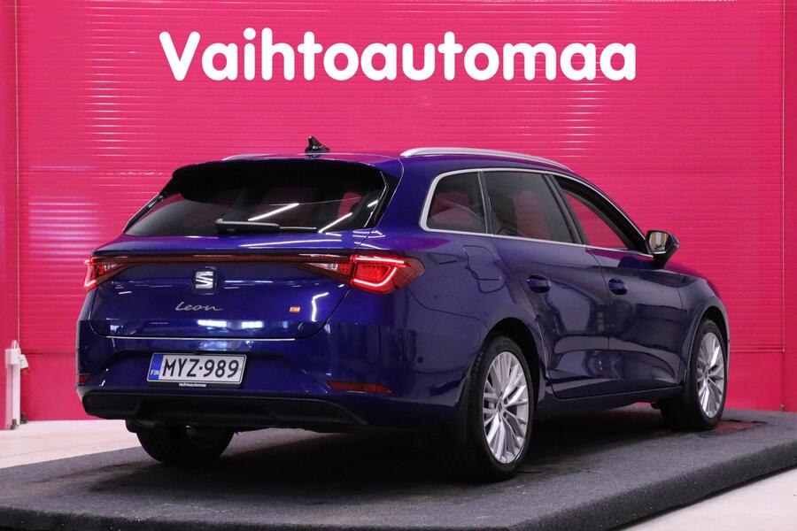 SEAT Leon Sportstourer vaihtoauto