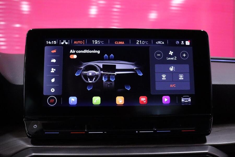 SEAT Leon Sportstourer vaihtoauto