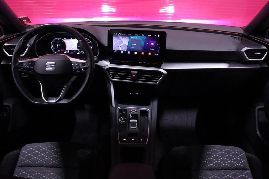 SEAT Leon Sportstourer vaihtoauto