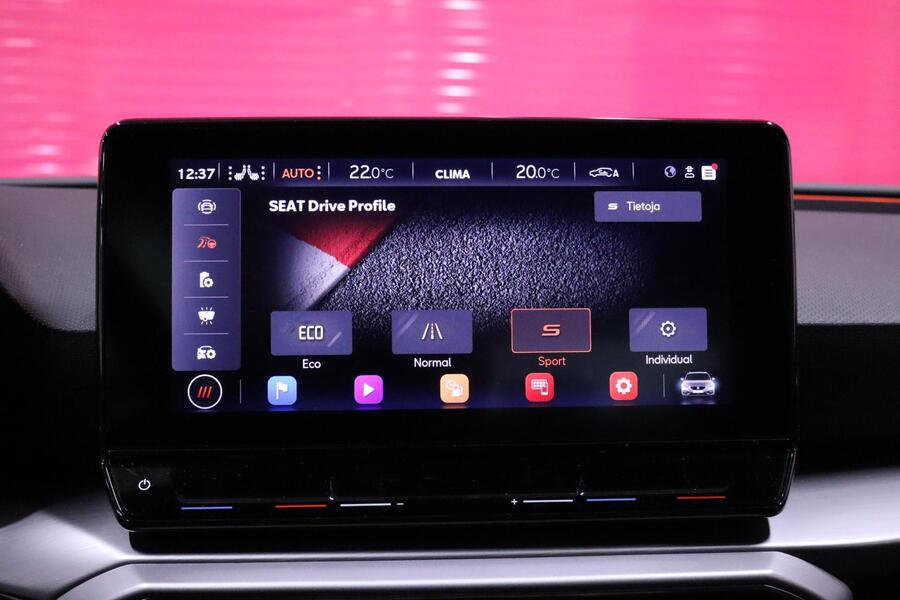 SEAT Leon Sportstourer vaihtoauto