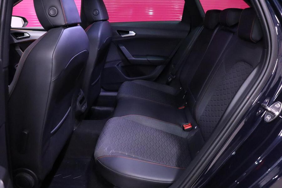 SEAT Leon Sportstourer vaihtoauto