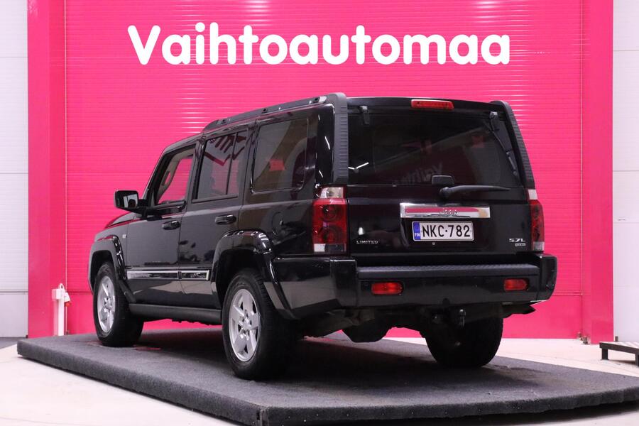 Jeep Commander vaihtoauto