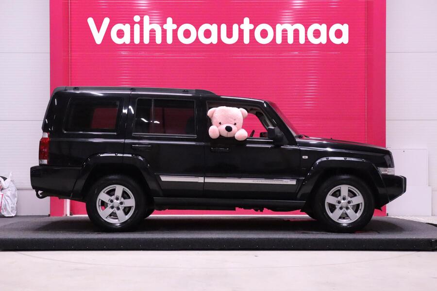 Jeep Commander vaihtoauto