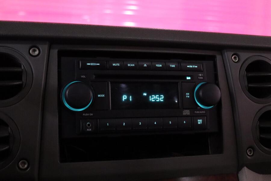 Jeep Commander vaihtoauto