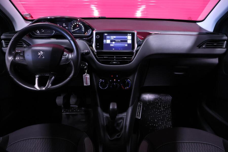 Peugeot 208 vaihtoauto