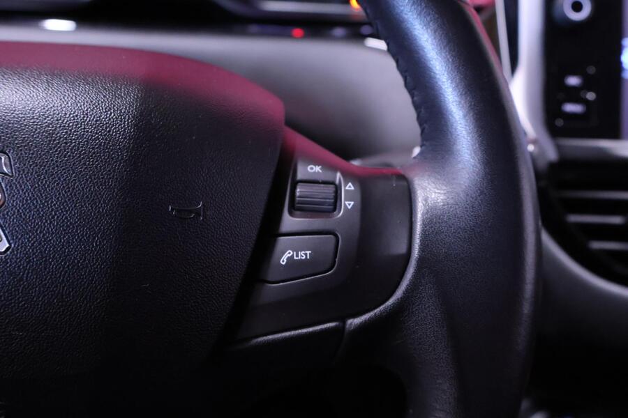 Peugeot 208 vaihtoauto