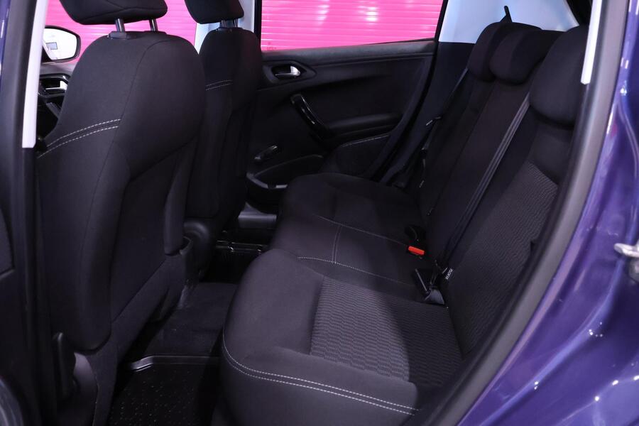 Peugeot 208 vaihtoauto