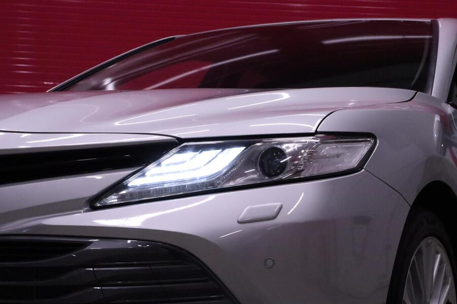 Toyota Camry vaihtoauto