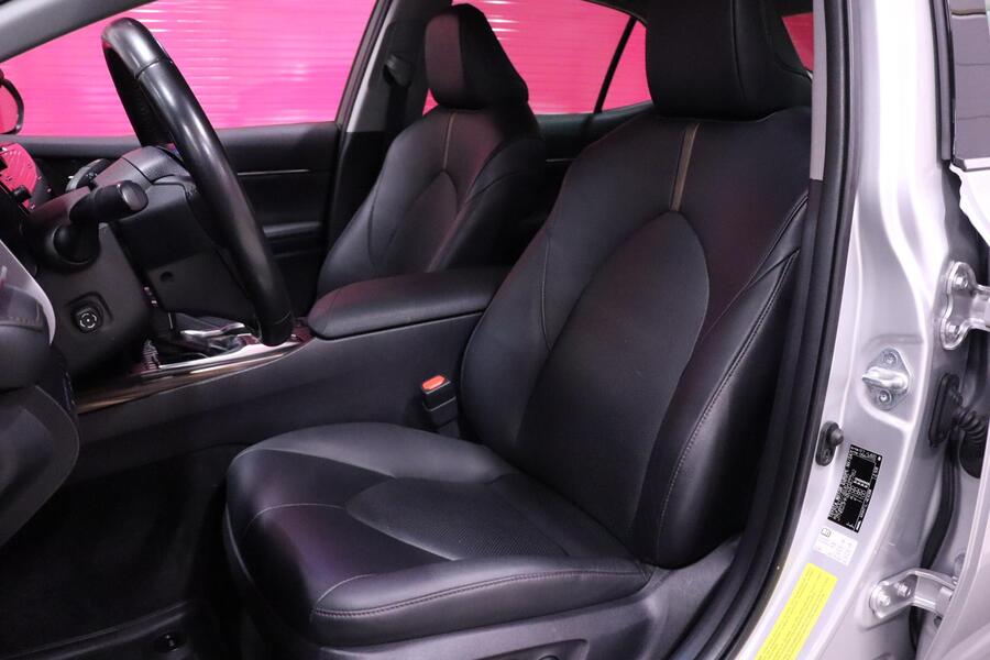 Toyota Camry vaihtoauto