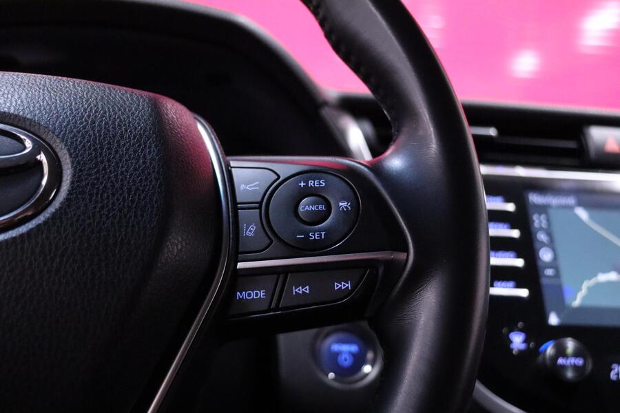 Toyota Camry vaihtoauto