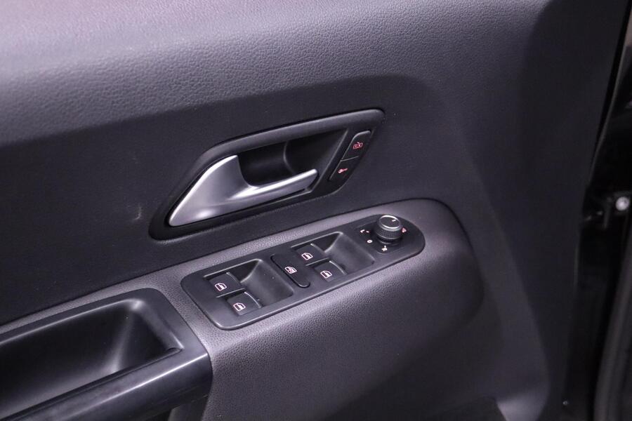 Volkswagen Amarok vaihtoauto