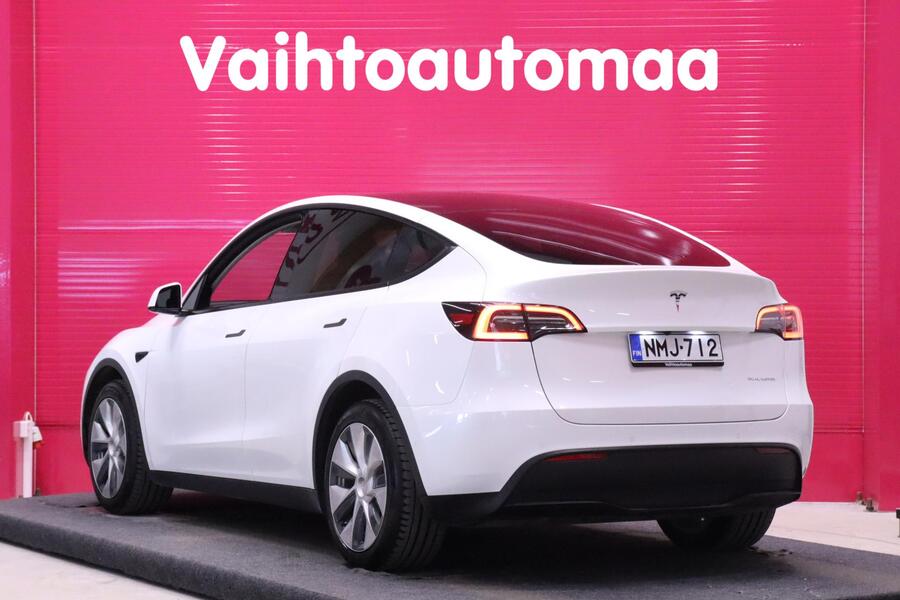 Tesla Model Y vaihtoauto