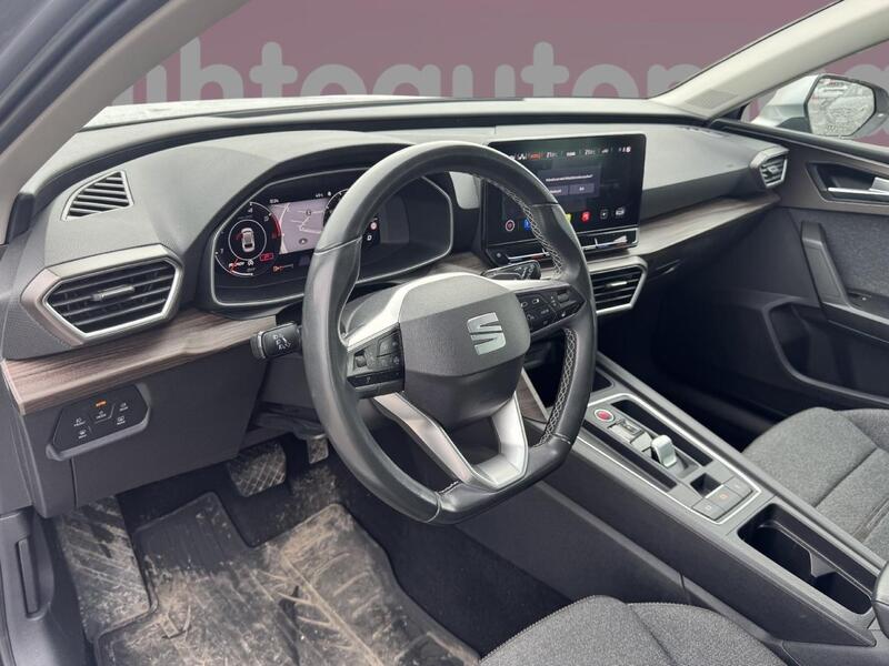 SEAT Leon Sportstourer vaihtoauto