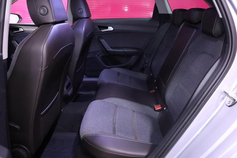 SEAT Leon Sportstourer vaihtoauto