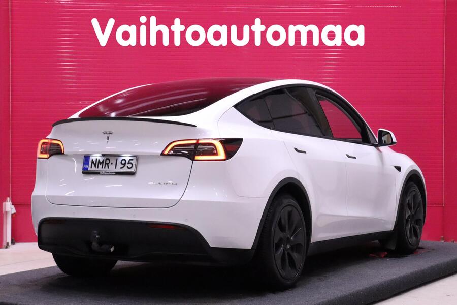 Tesla Model Y vaihtoauto