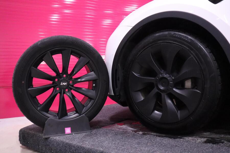 Tesla Model Y vaihtoauto