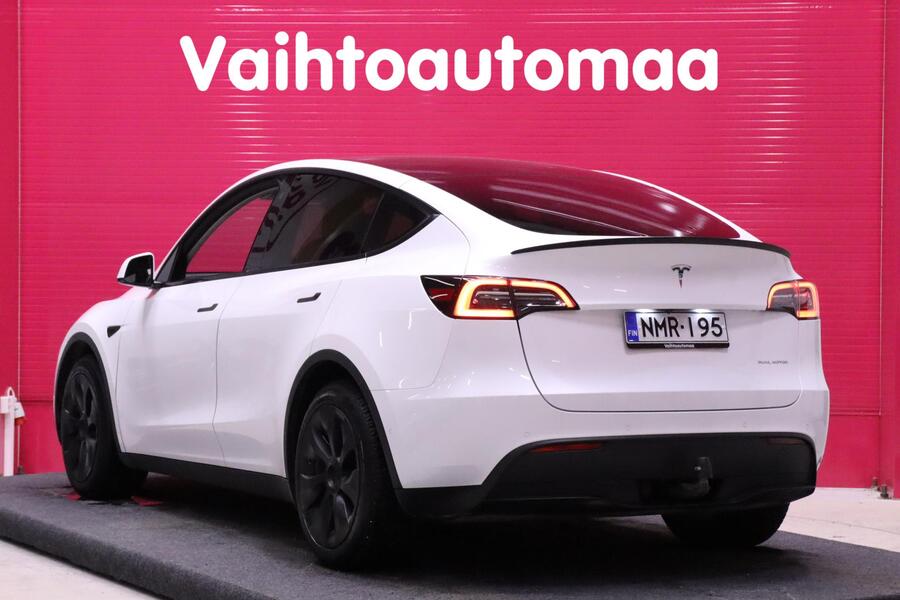 Tesla Model Y vaihtoauto