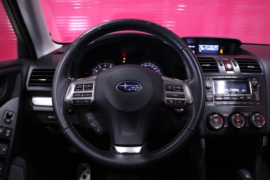 Subaru Forester vaihtoauto