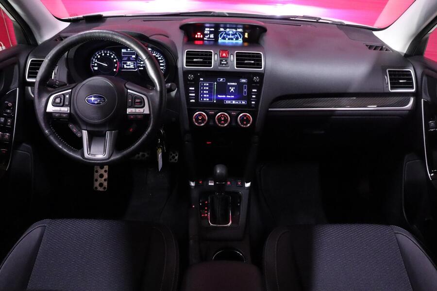 Subaru Forester vaihtoauto