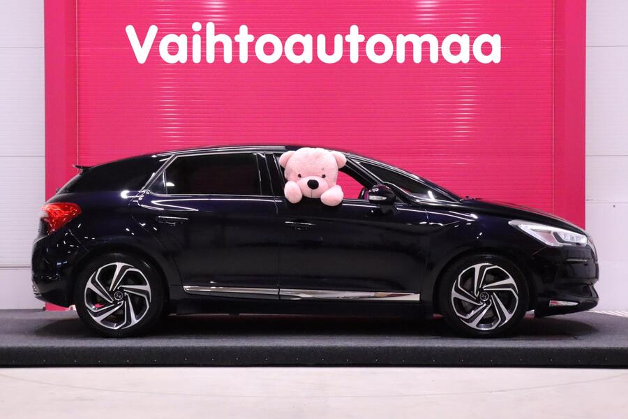 DS 5 vaihtoauto