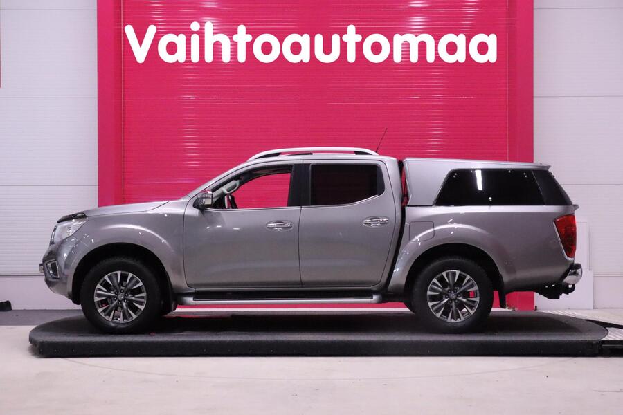 Nissan Navara vaihtoauto