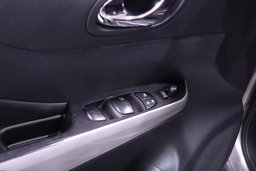 Nissan Navara vaihtoauto