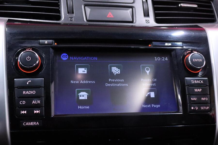 Nissan Navara vaihtoauto