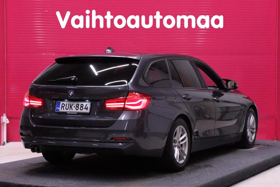 BMW 320 vaihtoauto