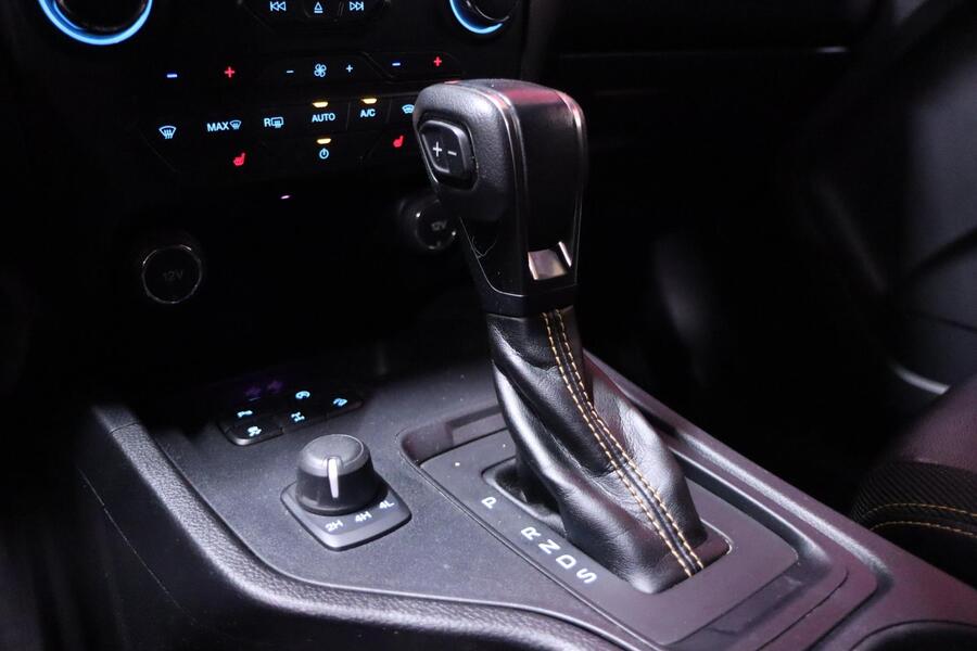 Ford Ranger vaihtoauto