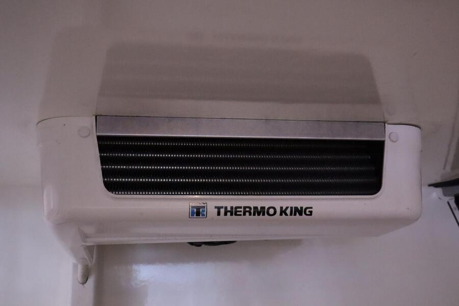 Toyota Hiace vaihtoauto