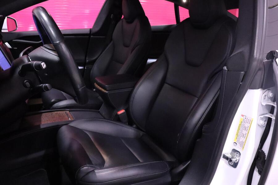 Tesla Model S vaihtoauto