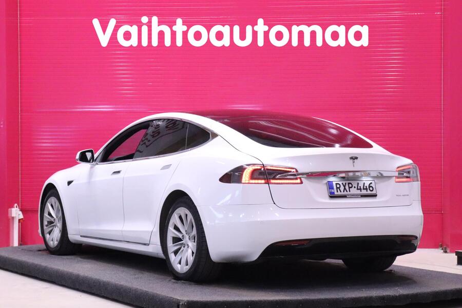Tesla Model S vaihtoauto