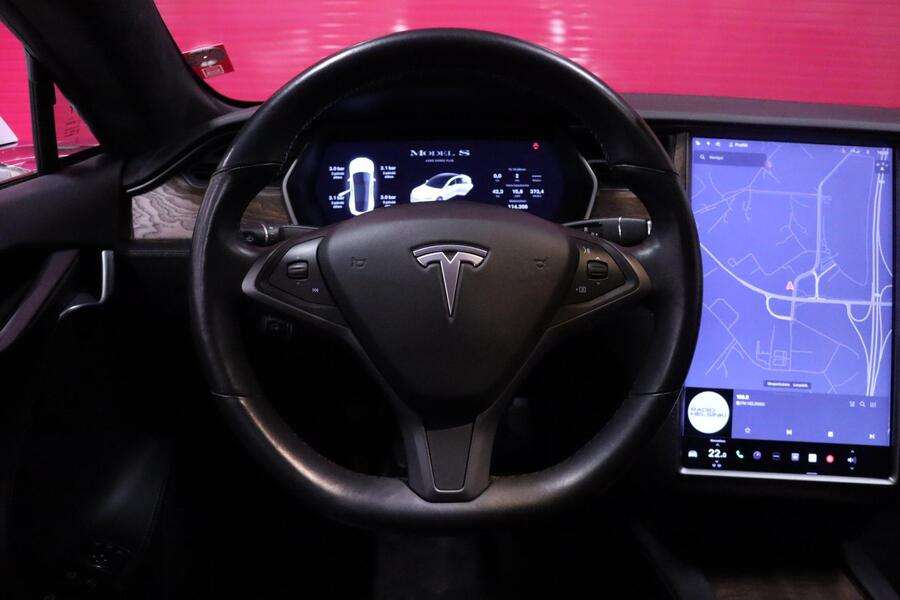 Tesla Model S vaihtoauto