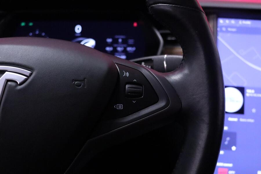 Tesla Model S vaihtoauto