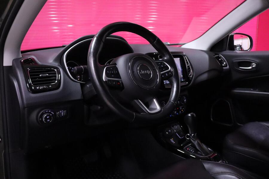 Jeep Compass vaihtoauto