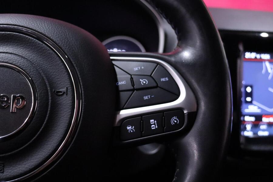 Jeep Compass vaihtoauto